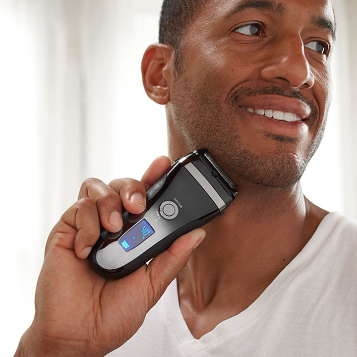 World's Fastest Cordless Foil Shaver and Trimmer by Sharper Image