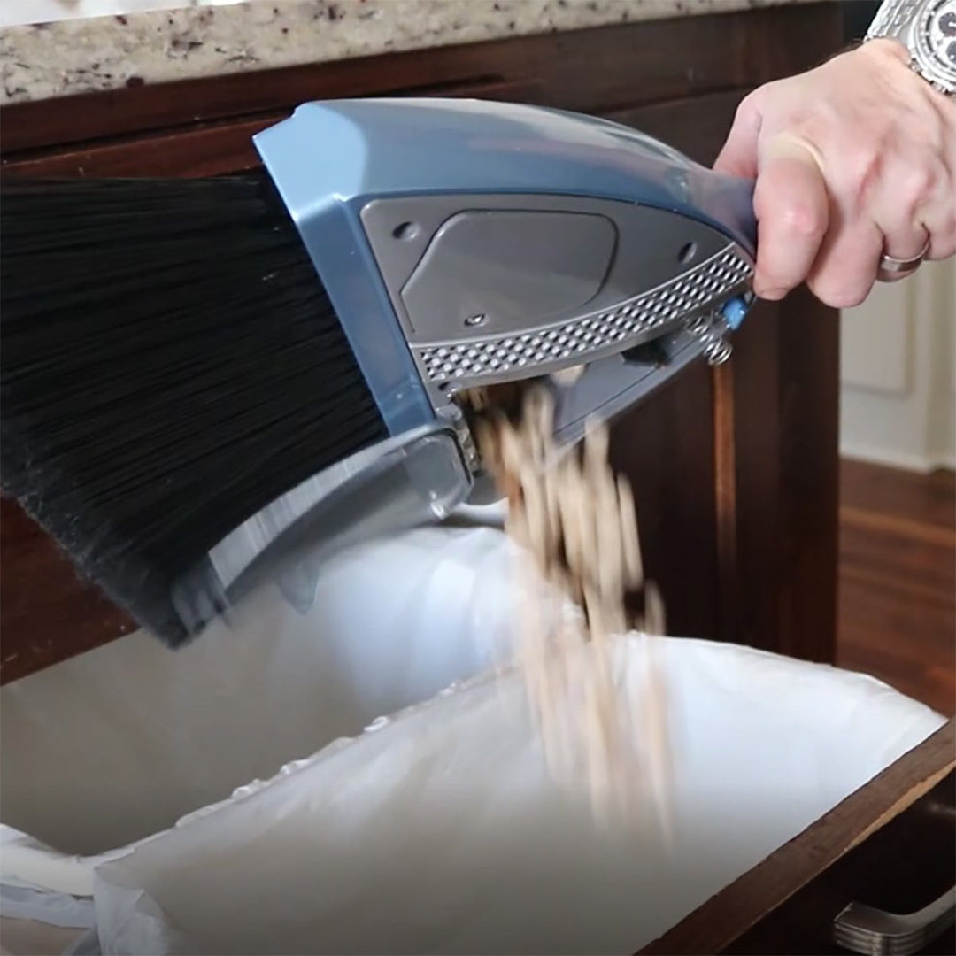 Vacuum Broom